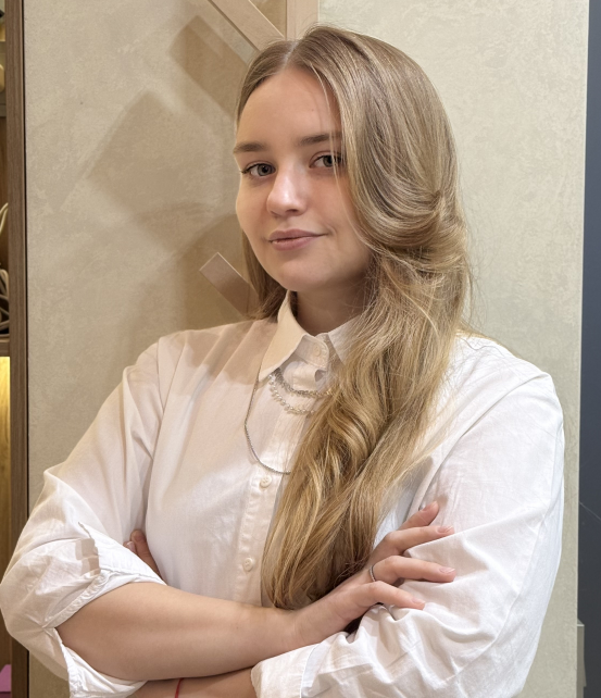 Самойлова Эмилия Сергеевна.